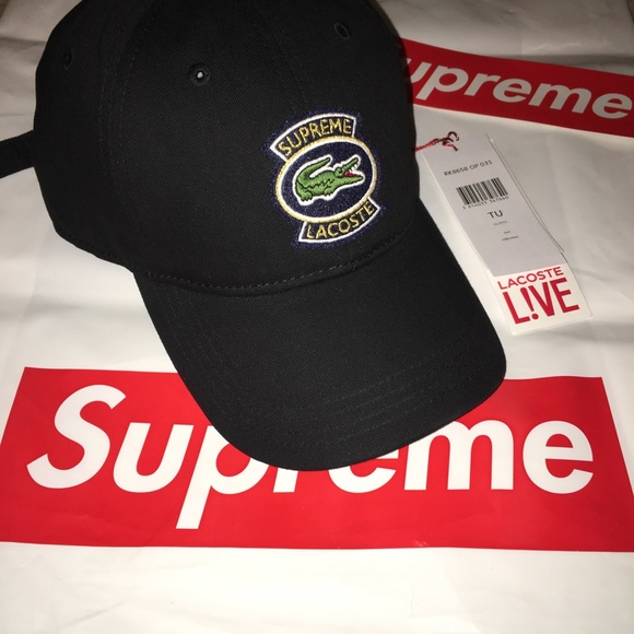 Supreme x Lacoste - Picture 2 of 5
